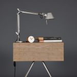Comodino in rovere fango con cassetto inciso — foto 2